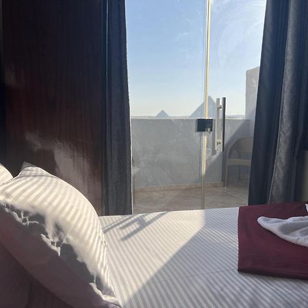 Orion Pyramids View Hotel Kafrat al Jabal Bagian luar foto